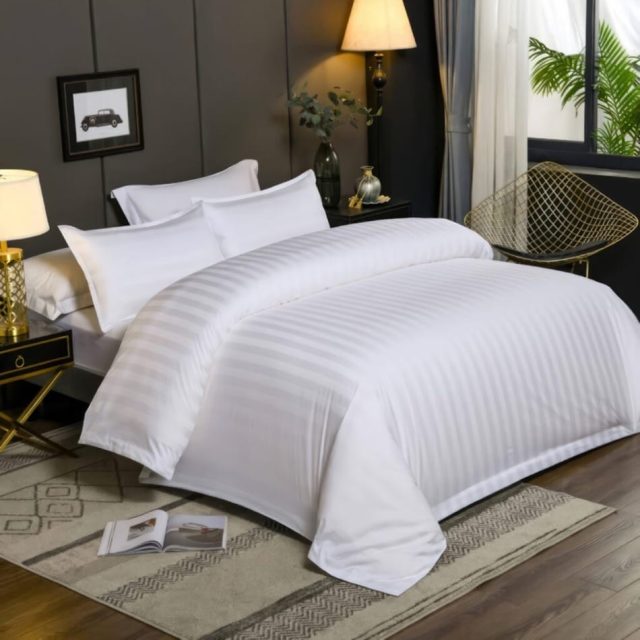 LENJERIE PAT DAMASC 80% BUMBAC – DOUĂ PERSOANE HORECA LINE